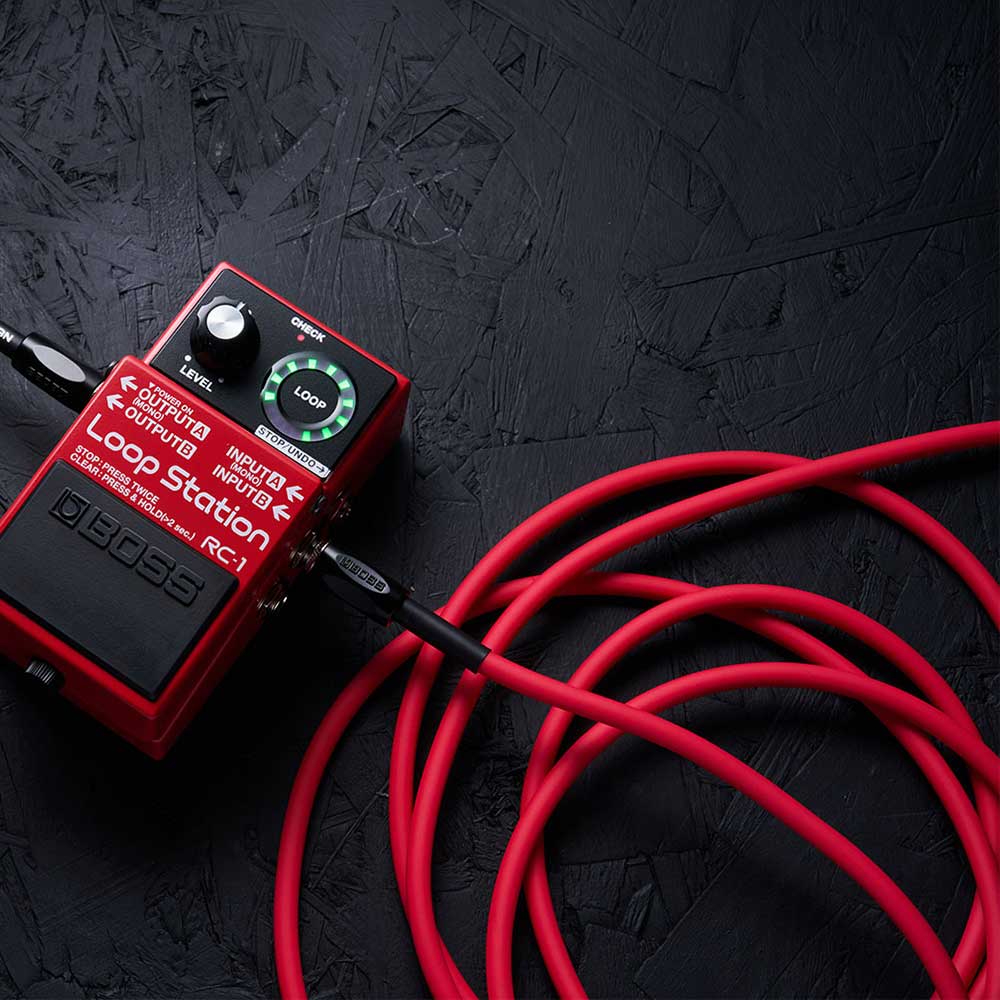 BOSS Instrument Cable 10ft - Red - Image 2