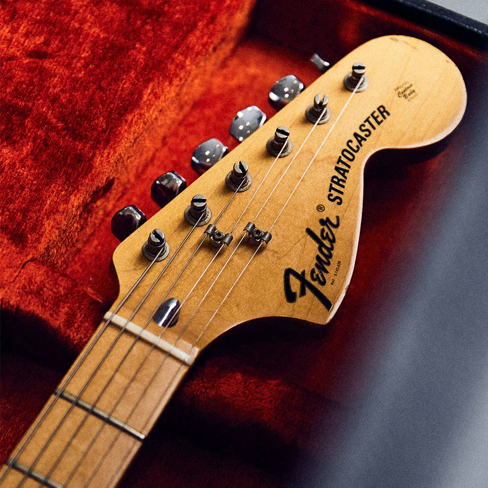 FENDER 1973 Stratocaster 3 Colour Sunburst - Maple Neck - Image 4