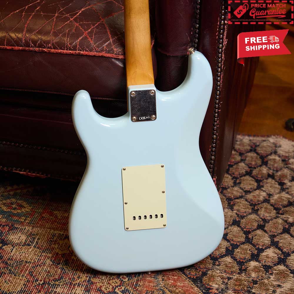 FENDER Ltd Ed Vintera II Road Worn '60s Stratocaster Sonic Blue - Image 5
