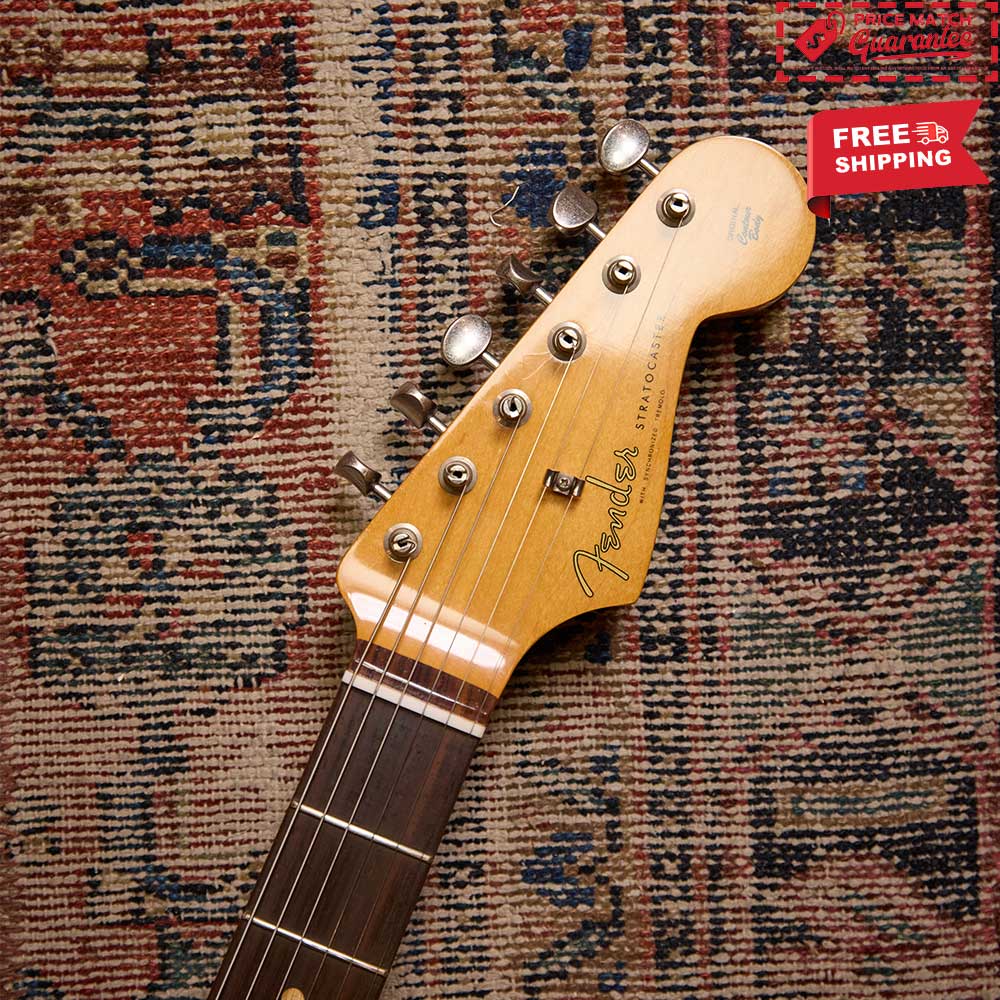 FENDER Ltd Ed Vintera II Road Worn '60s Stratocaster Sonic Blue - Image 6