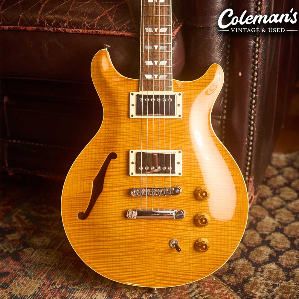 PRELOVED HAMER USA Artist Double Cutaway Custom - Honey - Image 3